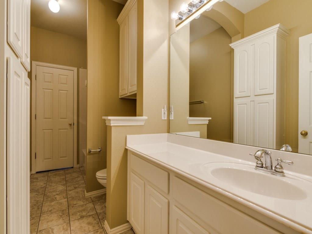 2nd Full Bath - 11509 Crystal Falls Drive