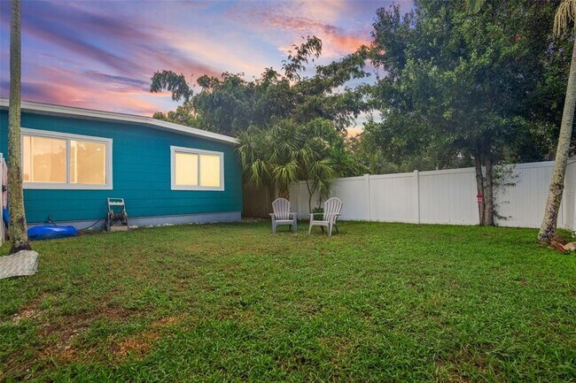 Building Photo - 2470 47th St S