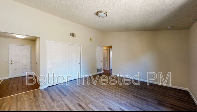 Building Photo - 1500 Peterson Ln
