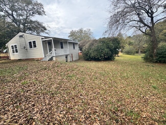 Building Photo - 138 Youngs Mill Rd