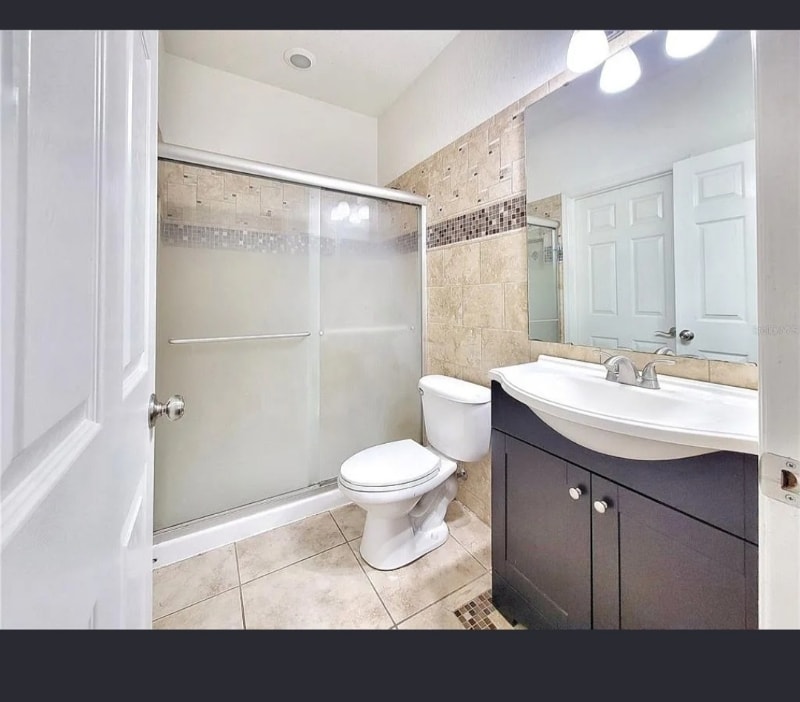 Building Photo - 2508 SW 35th Pl