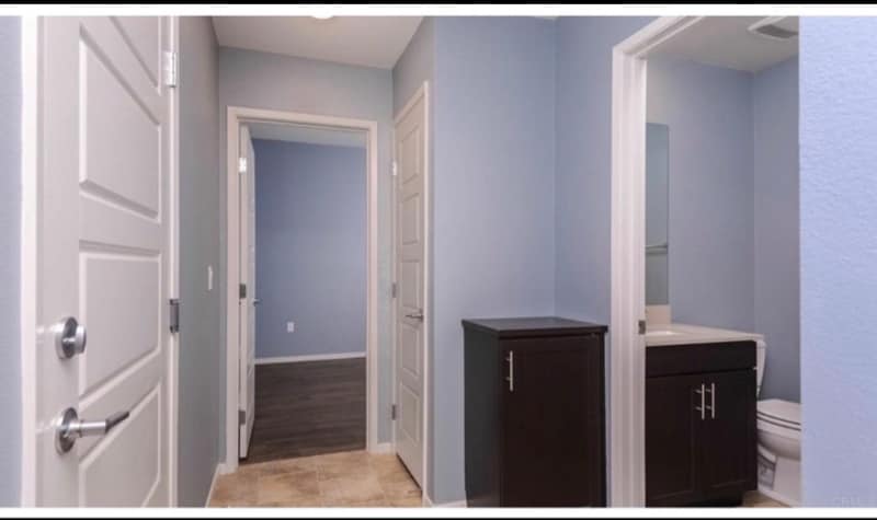 Building Photo - 5160 Calle Sand Arch