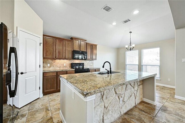 Building Photo - 119 Legends of Hutto Tr