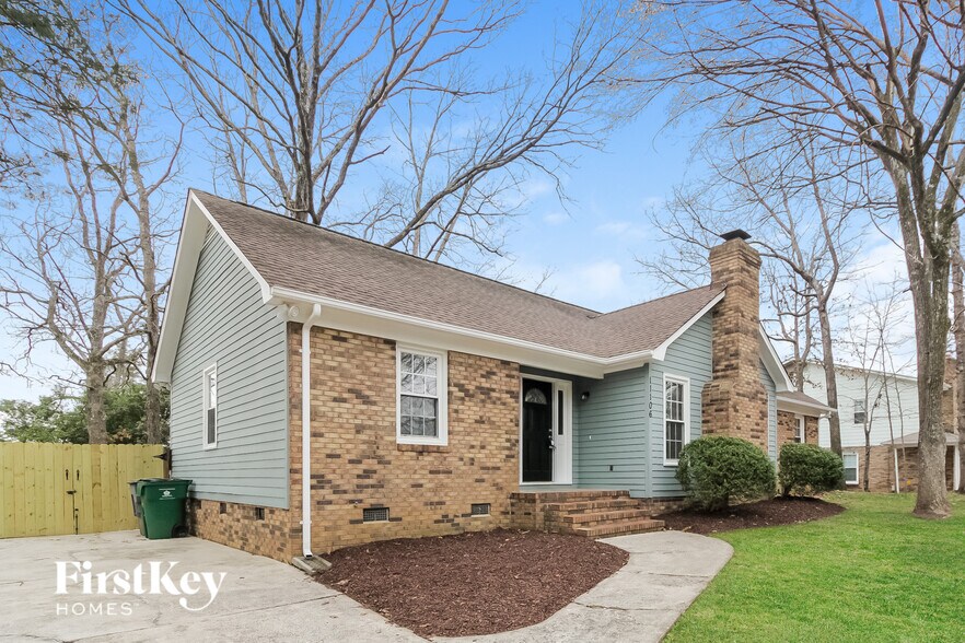 Building Photo - 11106 5 Cedars Rd