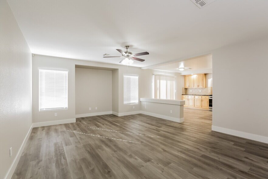 Building Photo - 5589 Vision Quest Ct