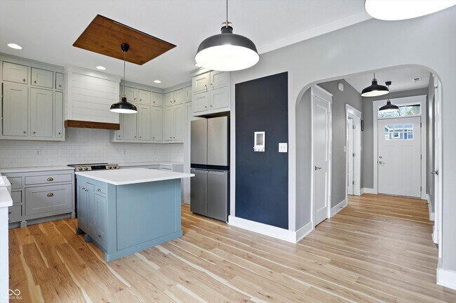 Building Photo - 12438 Hawks Landing Dr