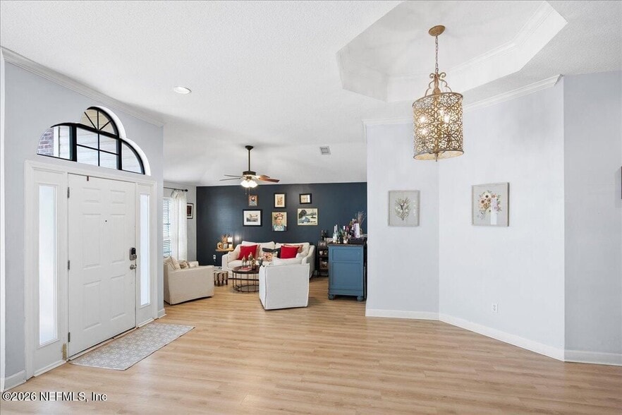 Building Photo - 5281 Oxford Crest Dr