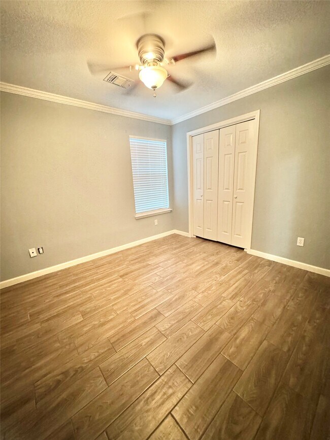 Building Photo - 12411 Meadow Frost Ln