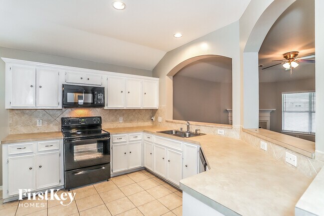 Building Photo - 26849 Mystic Castle Ln