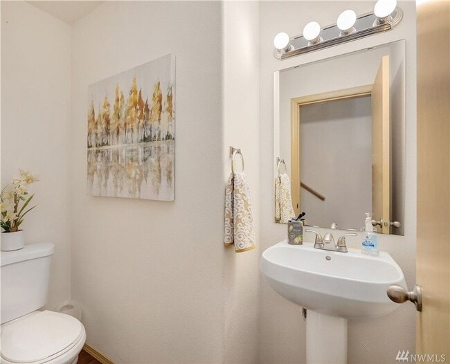 Building Photo - 17508 14th Dr SE