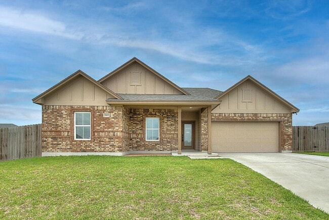 Building Photo - 3502 De Zavala St