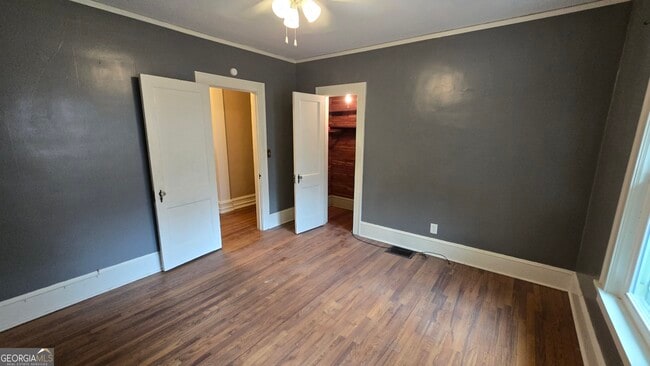 Building Photo - 865 Nottingham Dr