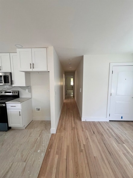 Building Photo - 72 69th St