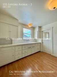 Building Photo - Charming Victorian 1-Bedroom Apartment in ...