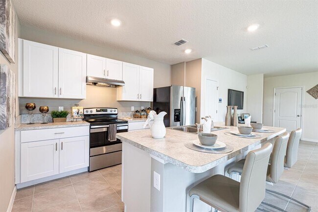 Building Photo - 1551 Dawnview Wy