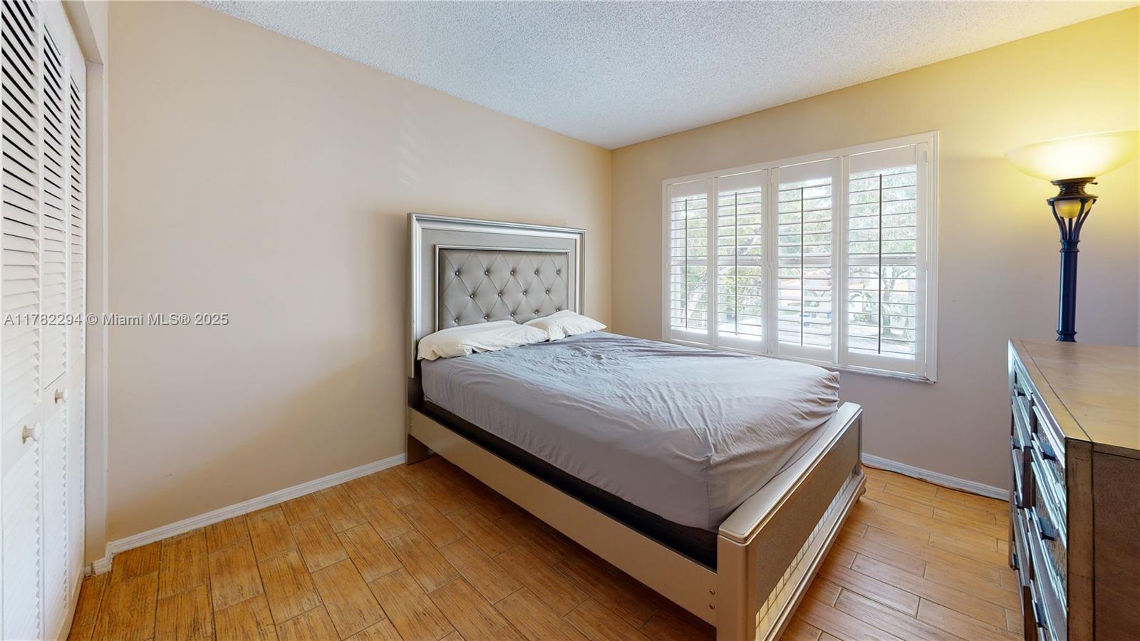 Building Photo - 3965 Hyde Park Cir
