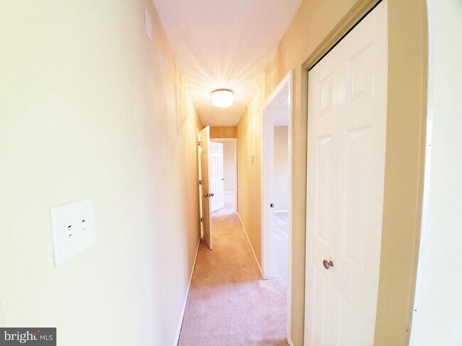 Building Photo - 10303 45th Pl