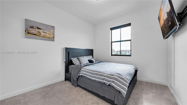 Building Photo - 11851 SW 246 Terrace