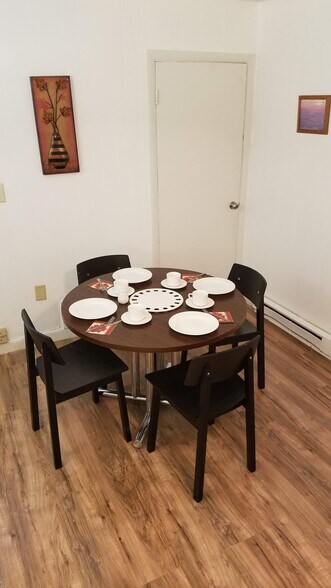 Building Photo - 29 Chester Rd