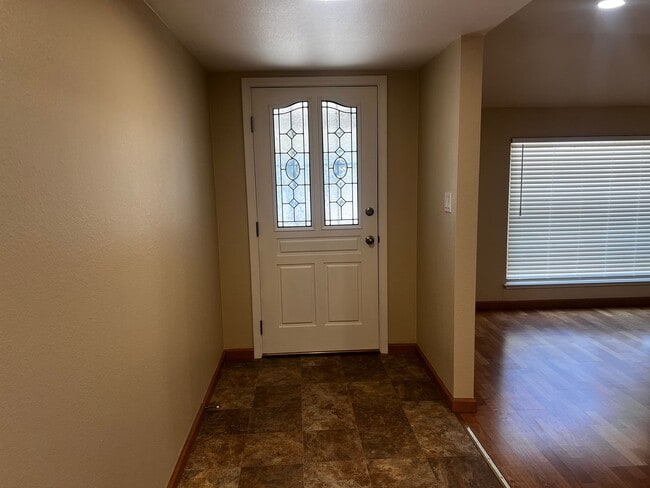 Building Photo - Updated Remodeled Single-Story San Jose Home | 4 Bed, 2 Bath | Blossom Valley