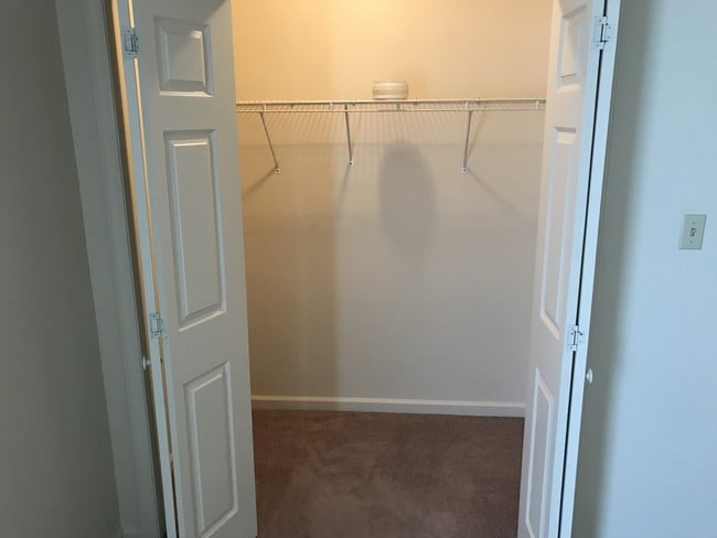 CLOSET - 108 Morgan St