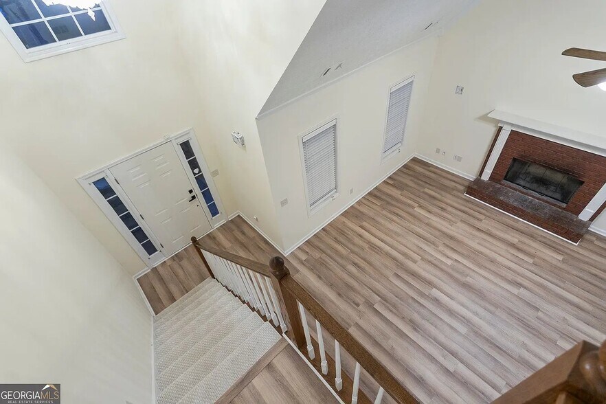 Building Photo - 160 Windward Dr