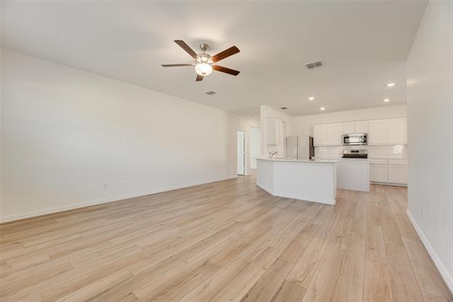 Building Photo - 3305 Appleton St