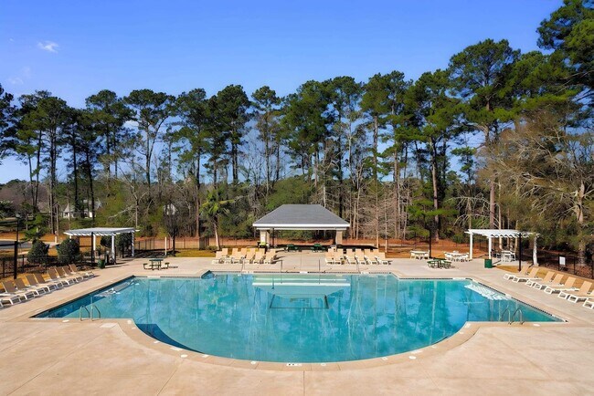 Building Photo - 161 Barclay Dr