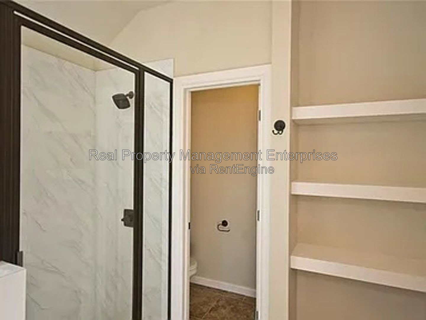 Building Photo - 18508 Maidstone Ln