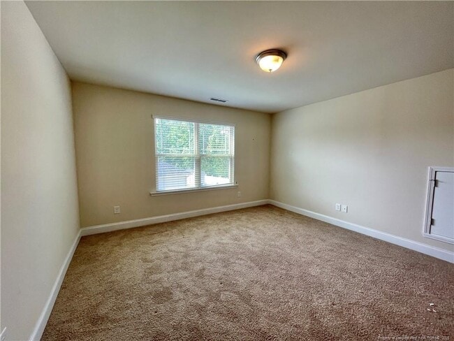 Building Photo - 86 Parkside Dr