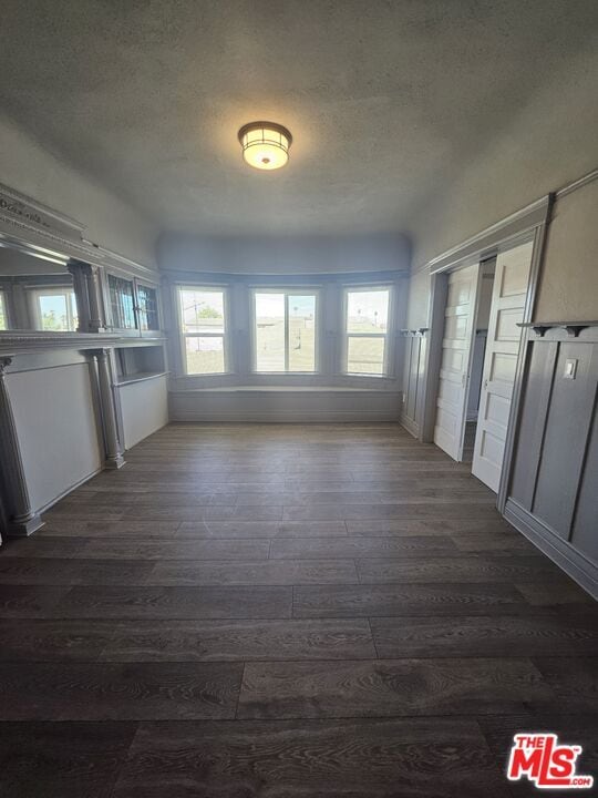 Building Photo - 643 57th St