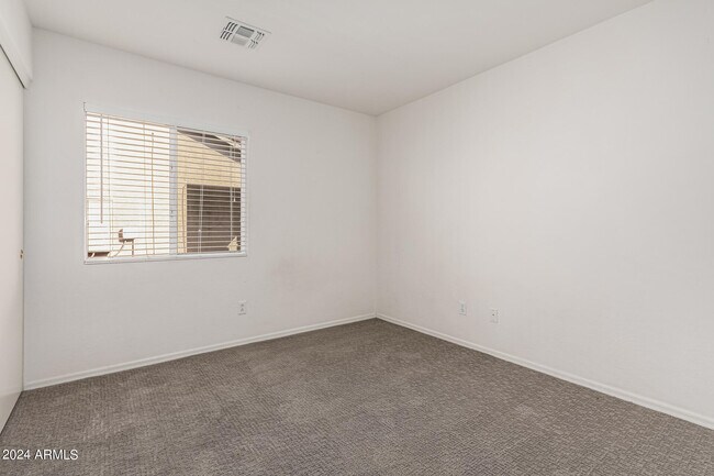 Building Photo - 22316 W Woodlands Ave