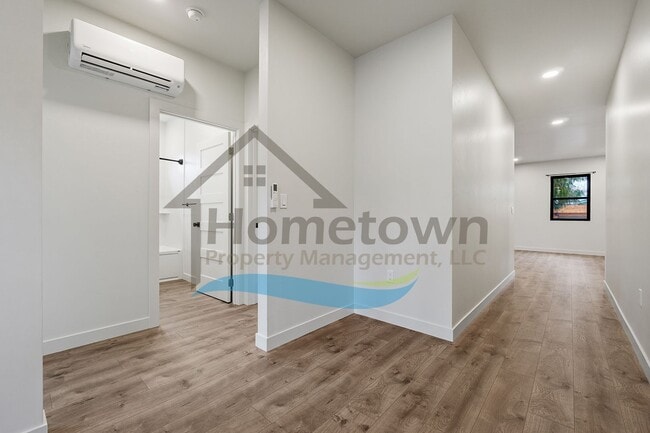 Building Photo - 2025 Home with 3 Bedrooms, 2 Bathrooms, and an Attached 2-Car Garage Available in Sandpoint!