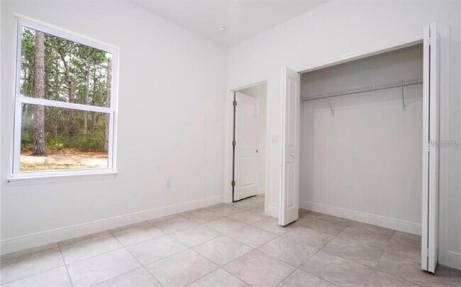 Building Photo - 2709 SW 155th Ln