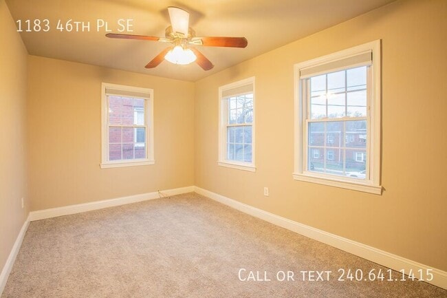 Building Photo - 1183 46th Pl SE