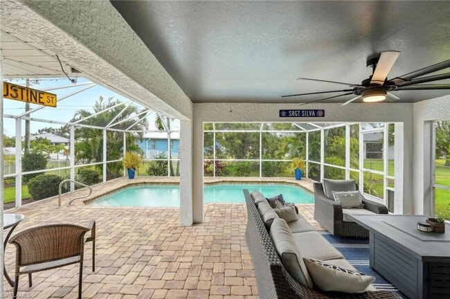 Building Photo - 3717 Agualinda Blvd
