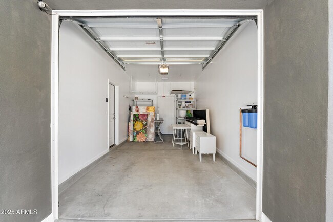 Building Photo - 714 E Boca Raton Rd