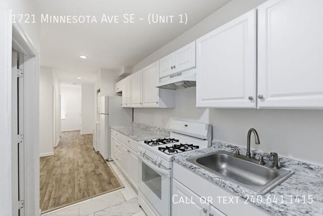 Building Photo - 1721 Minnesota Ave SE