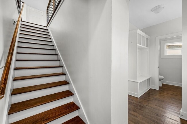 Building Photo - 1225 Joseph Ave