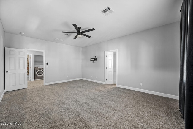 Building Photo - 1013 E Odeum Ln