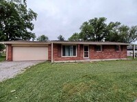 Building Photo - 1247 Evelyn St