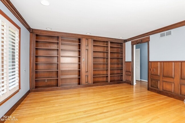 Building Photo - 15838 Windmill Pointe Dr