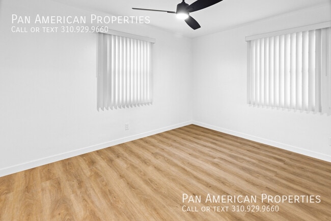 Building Photo - 9106 1/2 Palm St.-A6