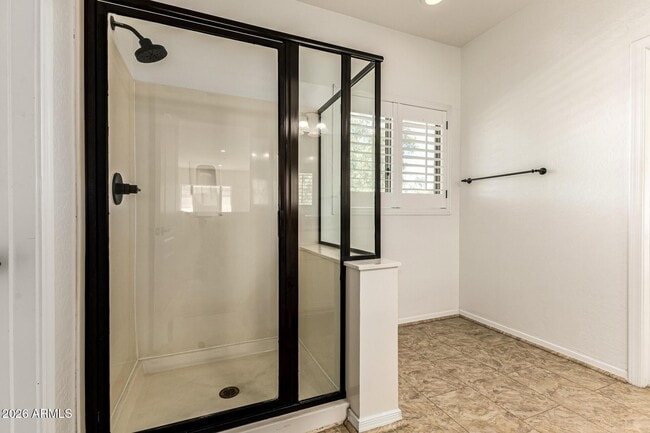 Building Photo - 6940 E Cochise Rd