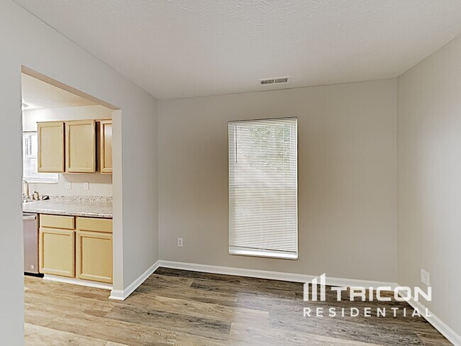 Building Photo - 6628 Waterstone Dr