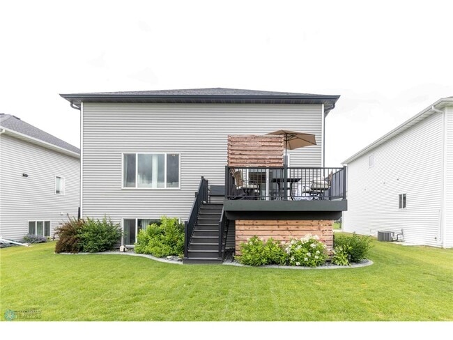 Building Photo - 1058 Ashley Dr W