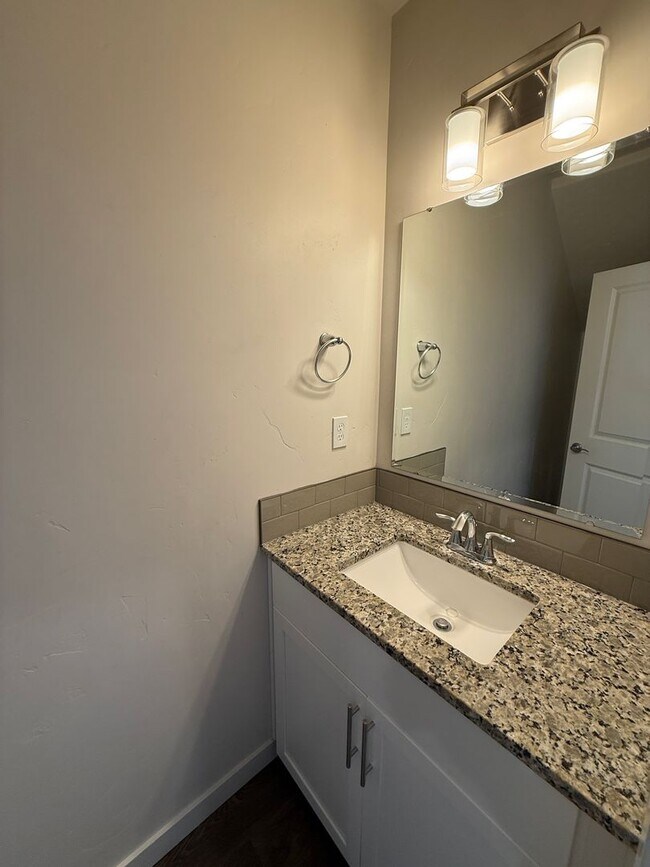 Building Photo - Beautiful Meridian Home in Growing Community Near Parks & Shopping