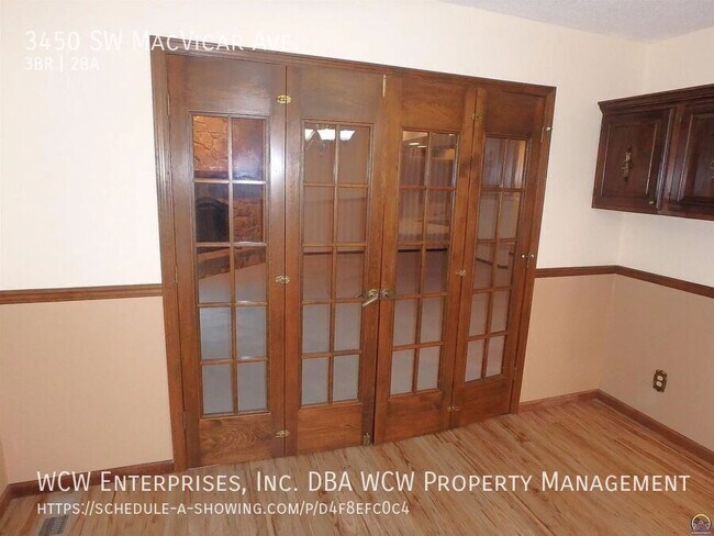 Building Photo - 3450 SW Macvicar Ave