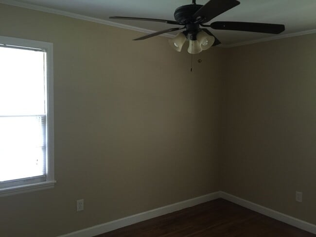 Building Photo - 2970 Chaucer Ln