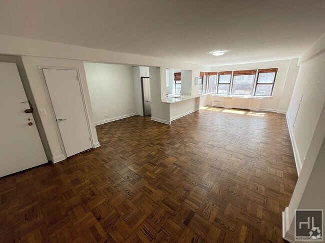 Building Photo - 20 Beekman Pl